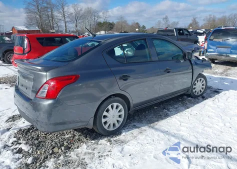 2017 Nissan Versa 1.6 S+ z USA, uszkodzony, nr VIN 3N1CN7AP3HL888456